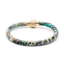 Load image into Gallery viewer, Limited Edition: Marble leather leopard -GREEN
